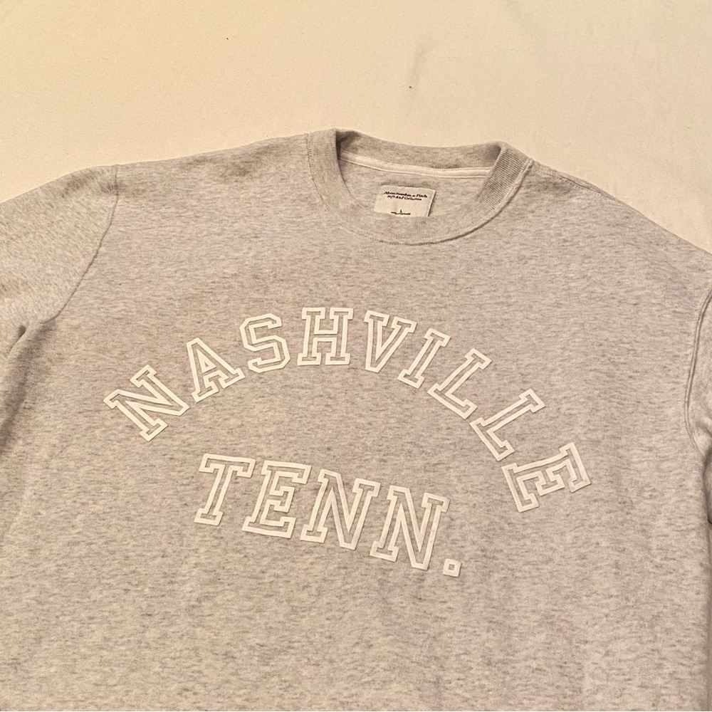 Abercrombie & Fitch Gray Sweatshirt - Picture 3 of 5